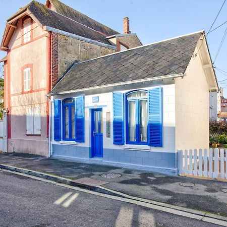 La Maison De Pecheur De Ginette Cabourg Exterior photo